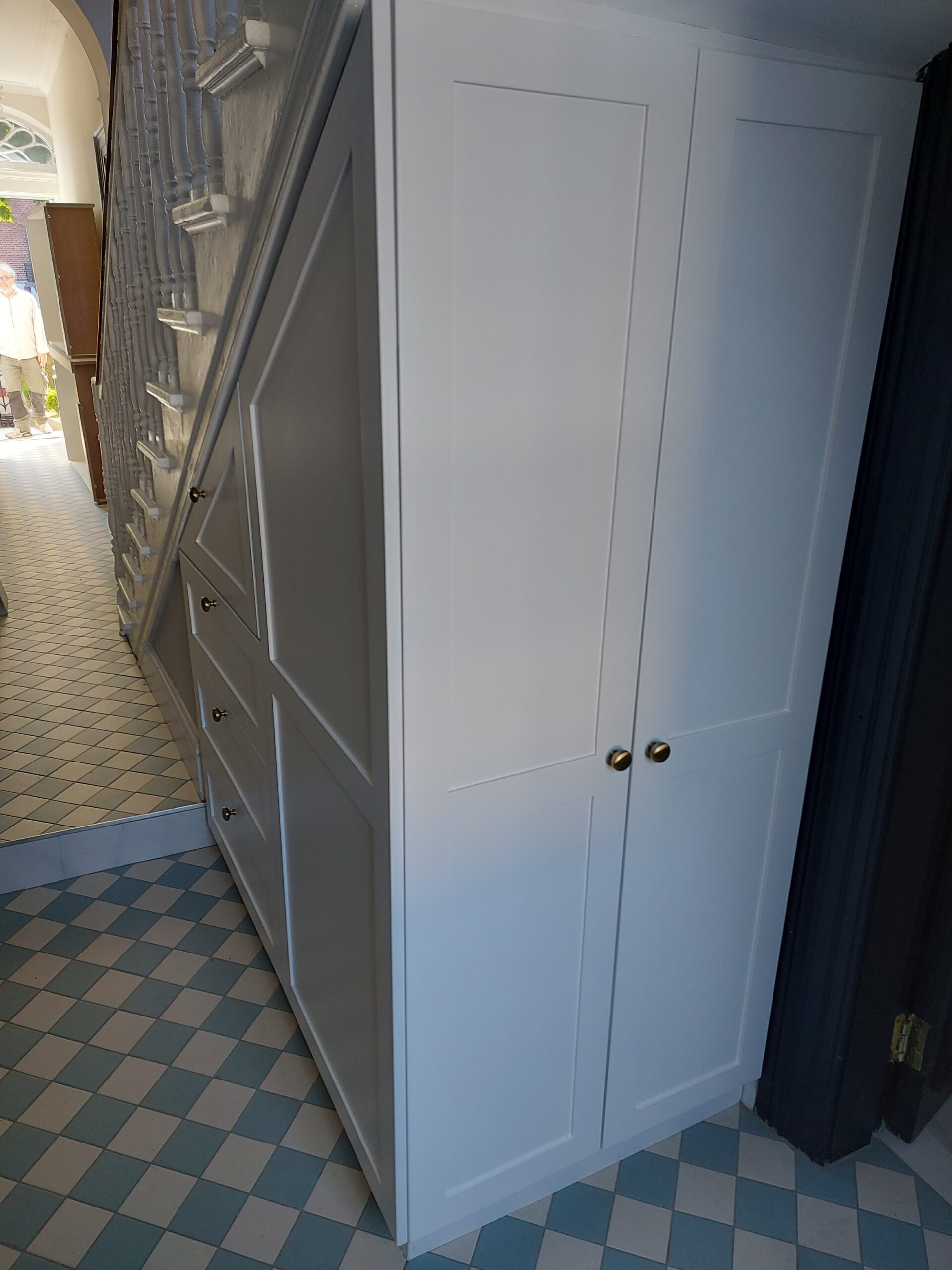 bespoke bookshelves design