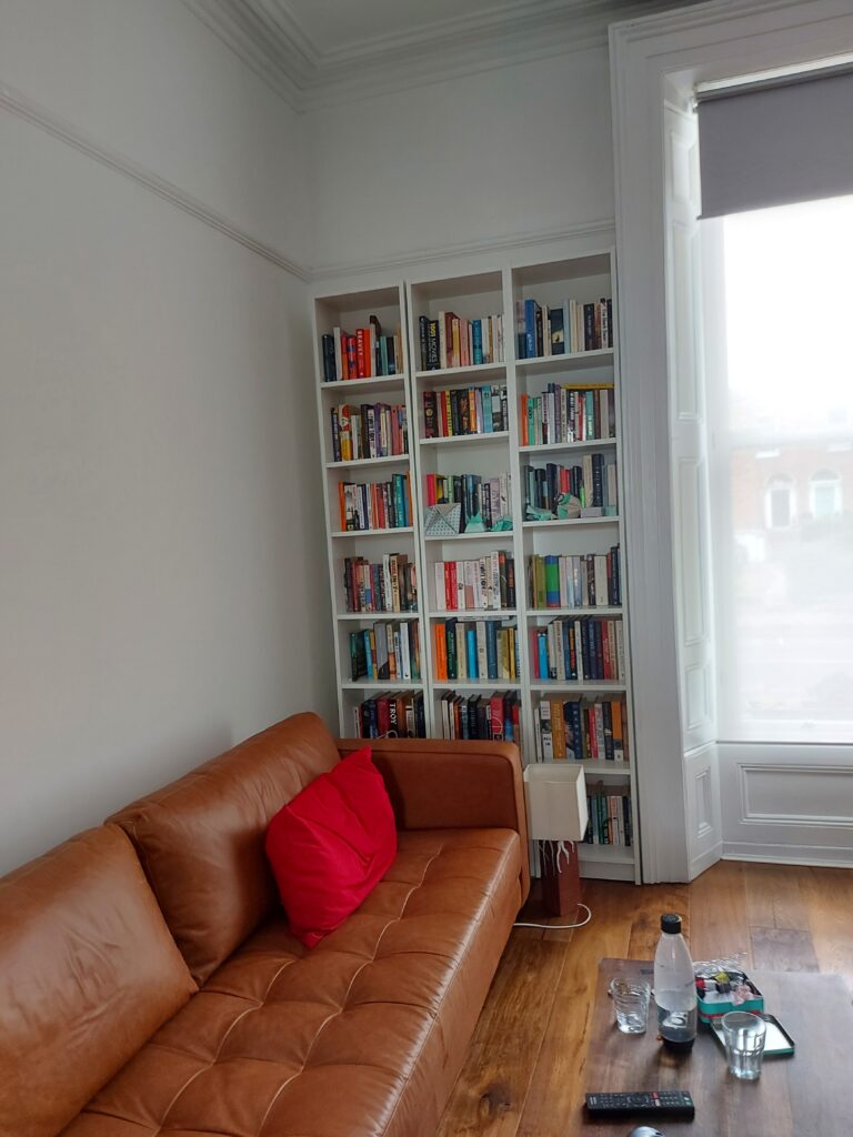 bespoke bookshelves design
